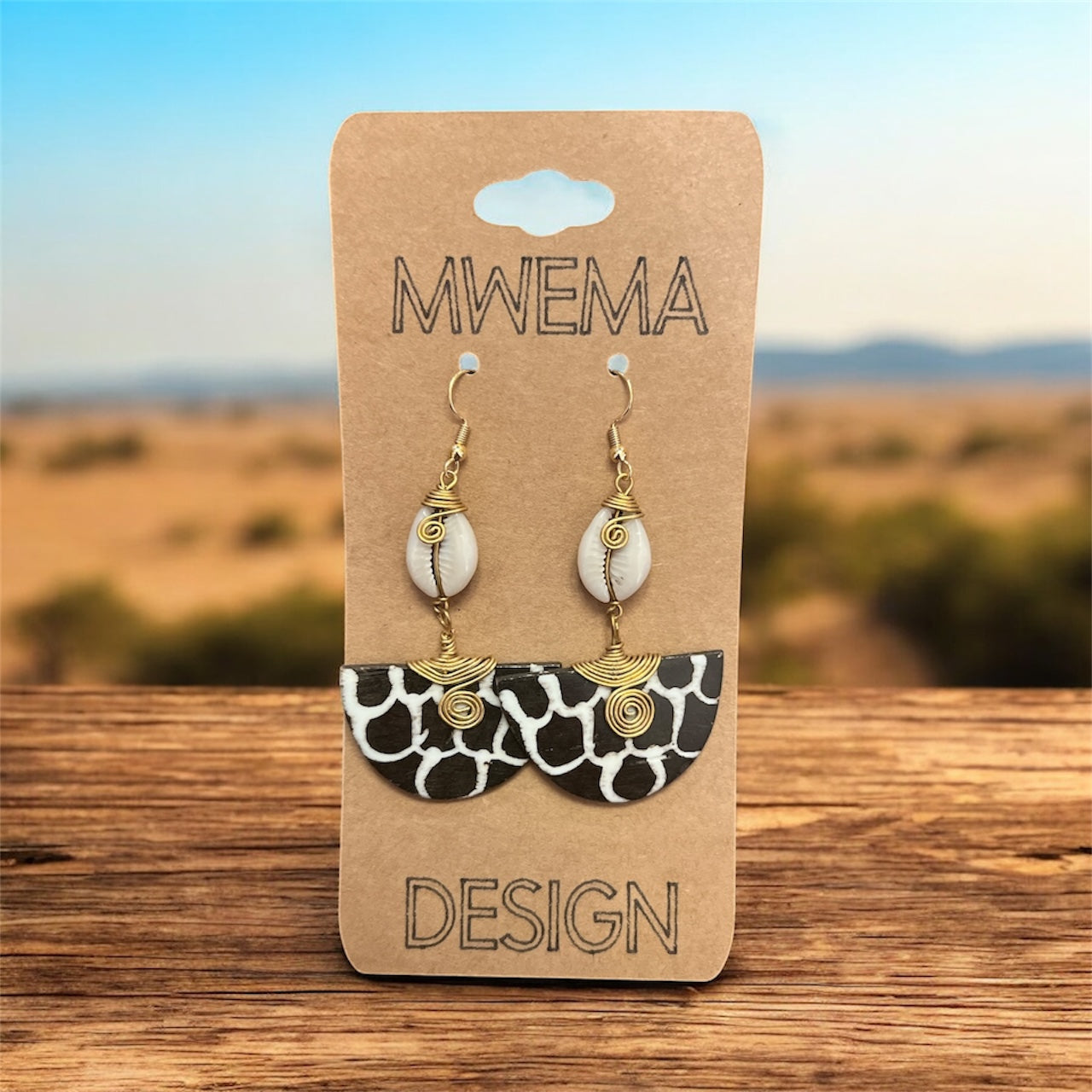 Giraffe Half-Circle with Shell Earrings – African Pattern