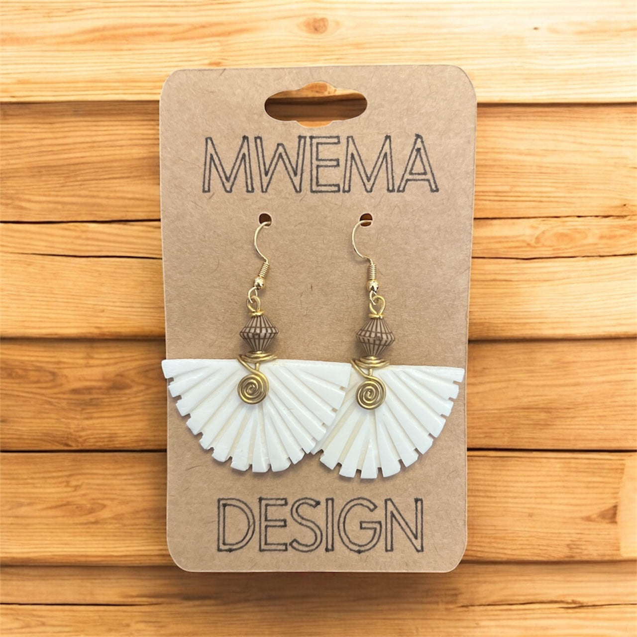African Fan Palm Earrings – Handcrafted Nature-Inspired