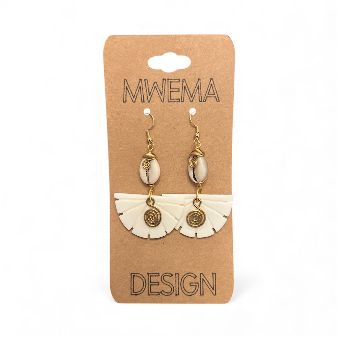 Palm Half-Circle with Shell Earrings – Layered Boho Style